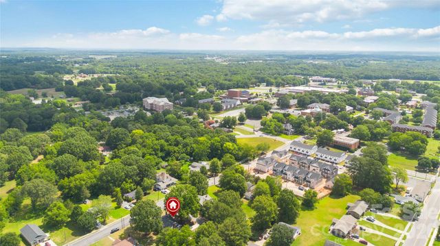 201 W Elm Street, Wingate, NC 28174