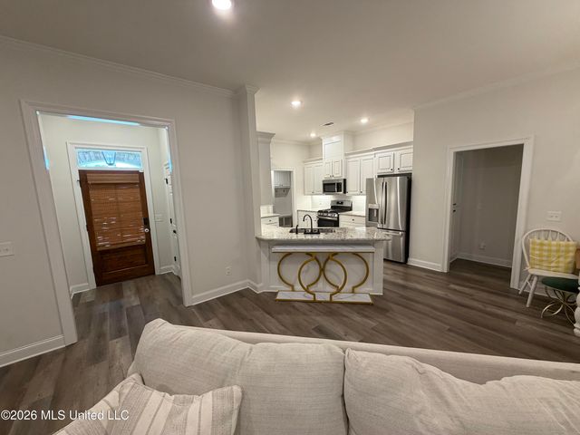 249 Hemingway Circle, Canton, MS 39046