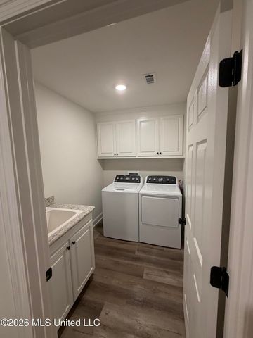 249 Hemingway Circle, Canton, MS 39046
