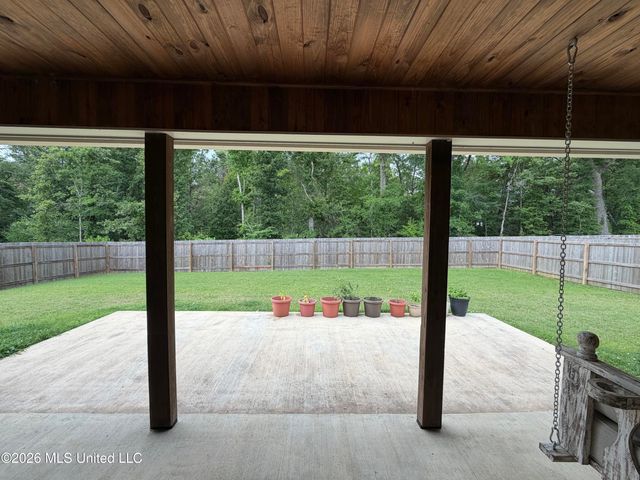 249 Hemingway Circle, Canton, MS 39046