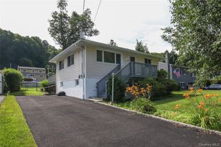 66 Putnam Road, Cortlandt Manor, NY 10567