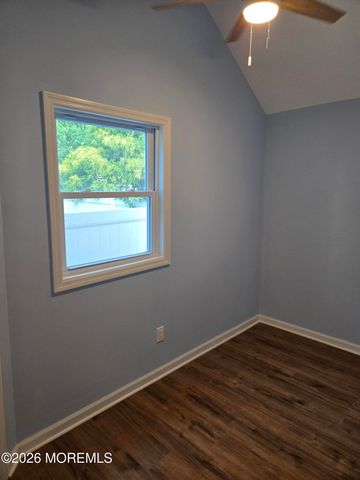 32 Sycamore Avenue, North Middletown, NJ 07748