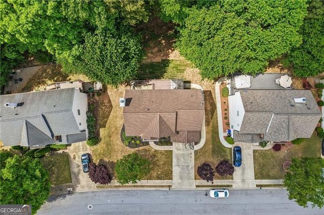 5157 Wellisford Court, Suwanee, GA 30024
