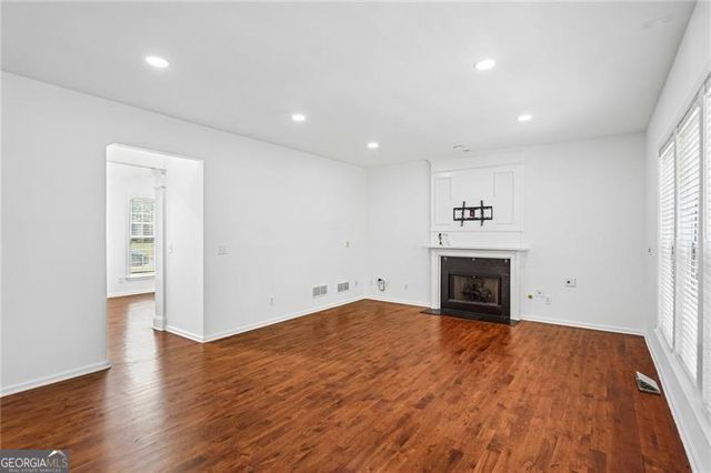 5157 Wellisford Court, Suwanee, GA 30024
