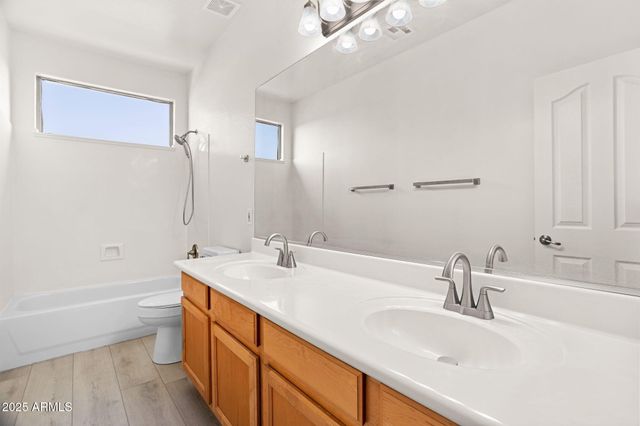 1247 E KENWOOD Street, Mesa, AZ 85203