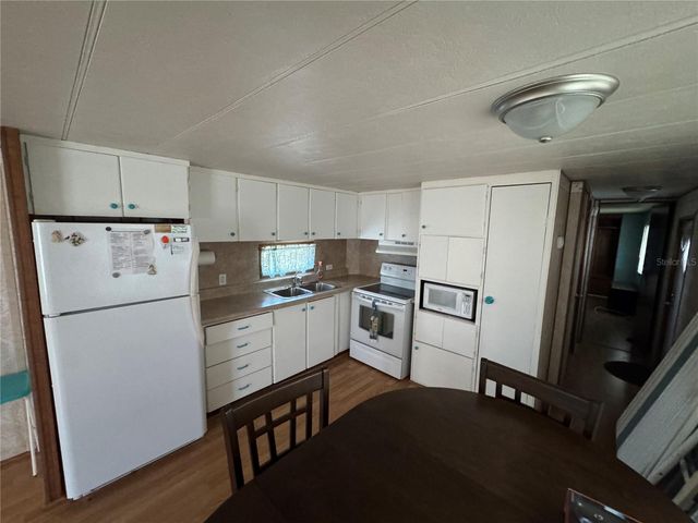 1843 SHADY COVE DRIVE, Holiday, FL 34691