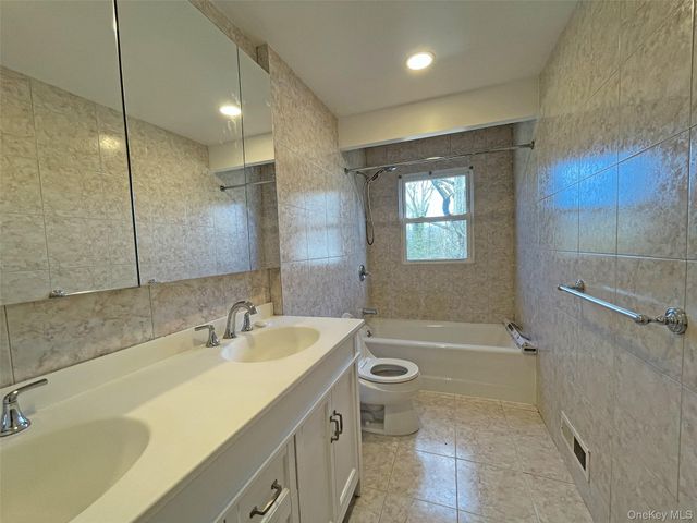 3 Stonewall Lane, Mamaroneck, NY 10543