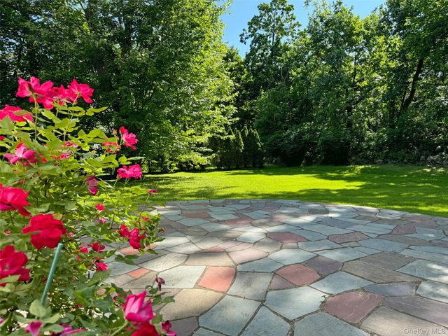 3 Stonewall Lane, Mamaroneck, NY 10543