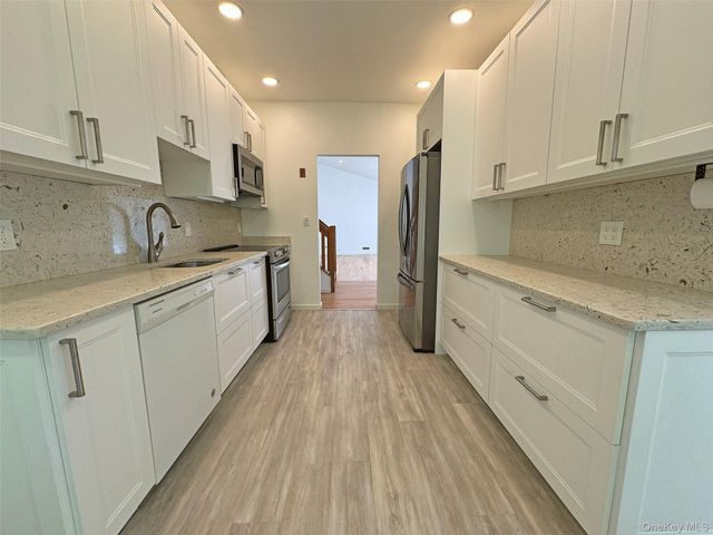 3 Stonewall Lane, Mamaroneck, NY 10543