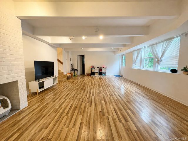 3 Stonewall Lane, Mamaroneck, NY 10543