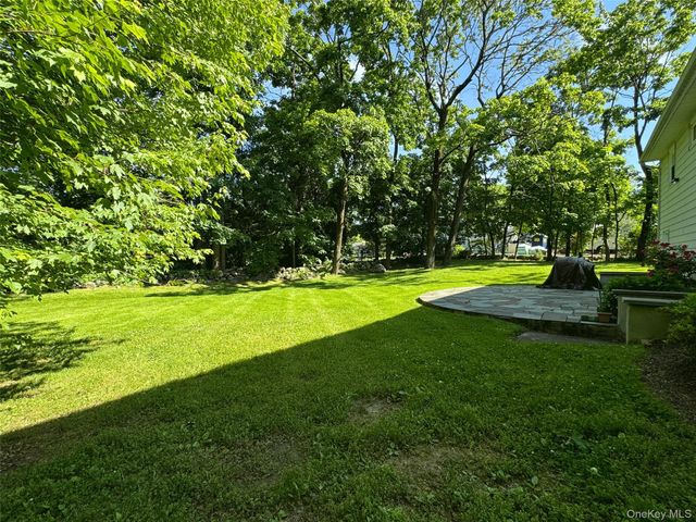 3 Stonewall Lane, Mamaroneck, NY 10543