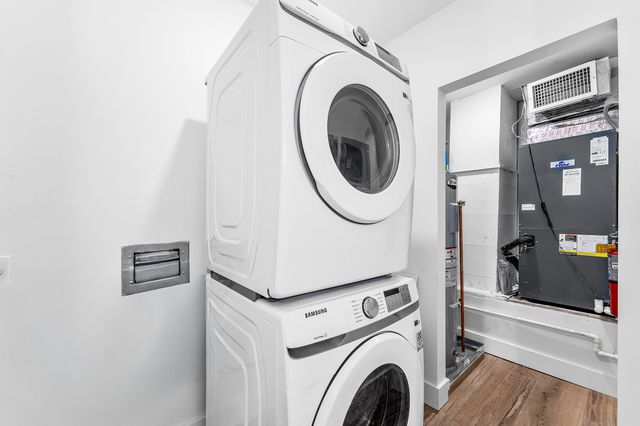 180 Lake Drive 2204, Palm Beach Shores, FL 33404