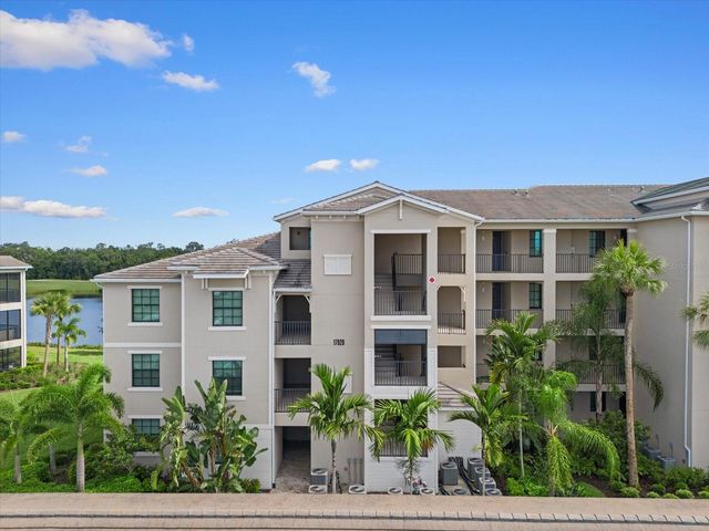 17520 GAWTHROP DRIVE 401, Lakewood Ranch, FL 34211
