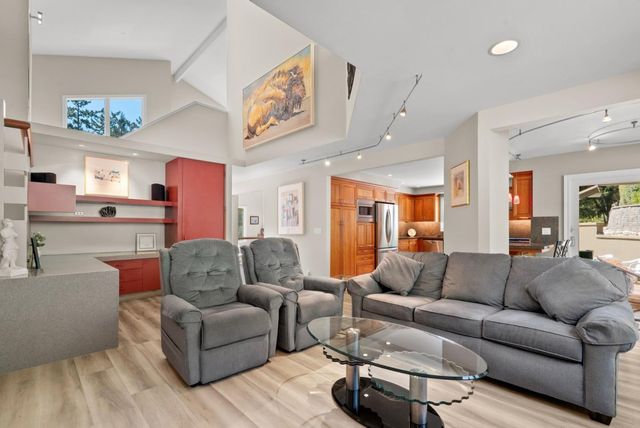 1880 Trout Gulch Road, Aptos, CA 95003