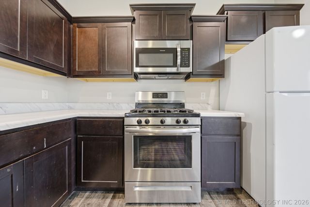7513 E 145th Street N, Collinsville, OK 74021