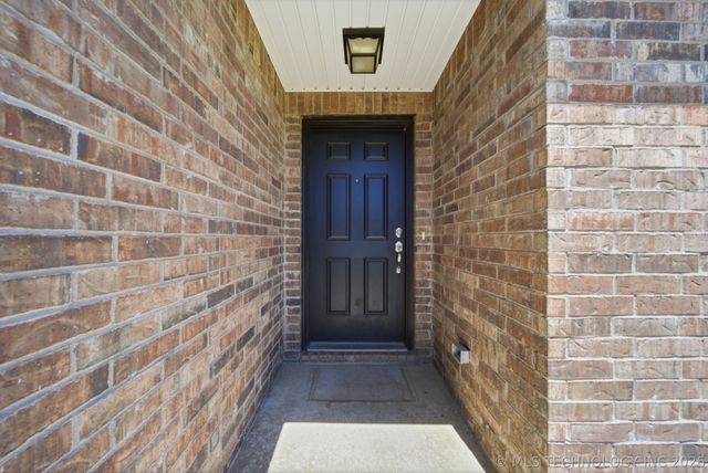 7513 E 145th Street N, Collinsville, OK 74021