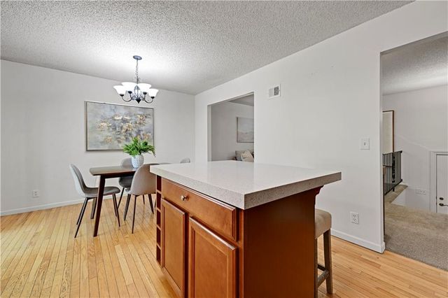 12908 S Brougham Drive, Olathe, KS 66062