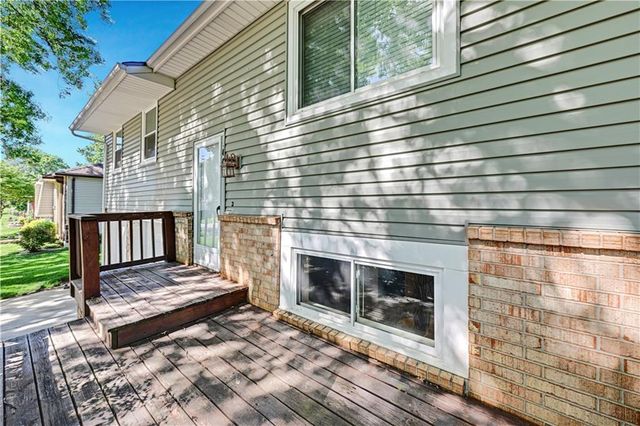 12908 S Brougham Drive, Olathe, KS 66062