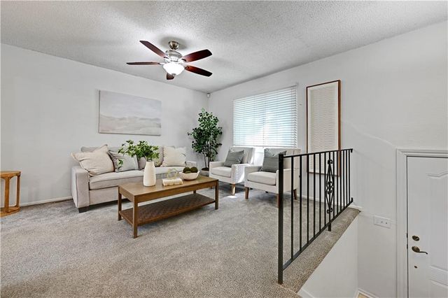 12908 S Brougham Drive, Olathe, KS 66062
