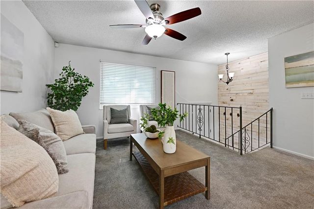 12908 S Brougham Drive, Olathe, KS 66062