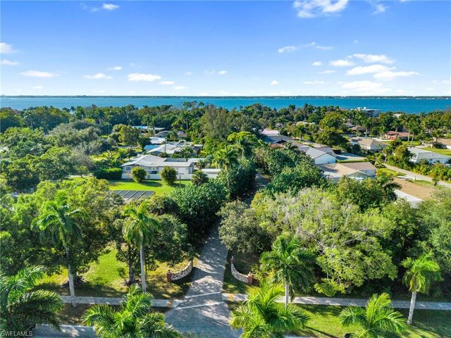 8661 Cajuput CV, Fort Myers, FL 33919
