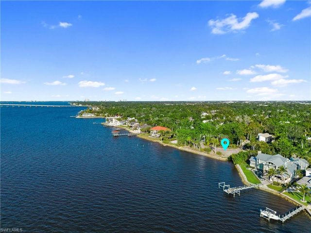 8661 Cajuput CV, Fort Myers, FL 33919