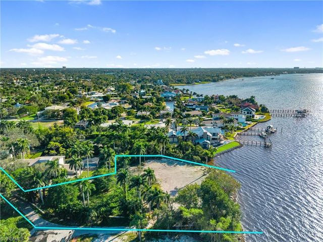 8661 Cajuput CV, Fort Myers, FL 33919