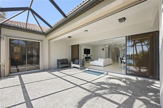 1419 Serrano CIR, Naples, FL 34105