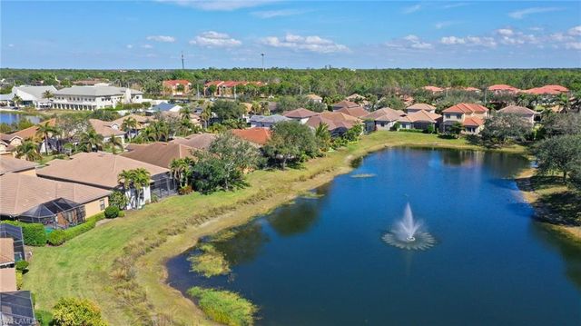 1419 Serrano CIR, Naples, FL 34105
