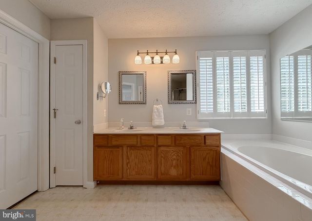 21504 GWYNNS ISLAND WAY, Lexington Park, MD 20653