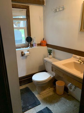 256 Evergreen Ave, Braintree, MA 02184