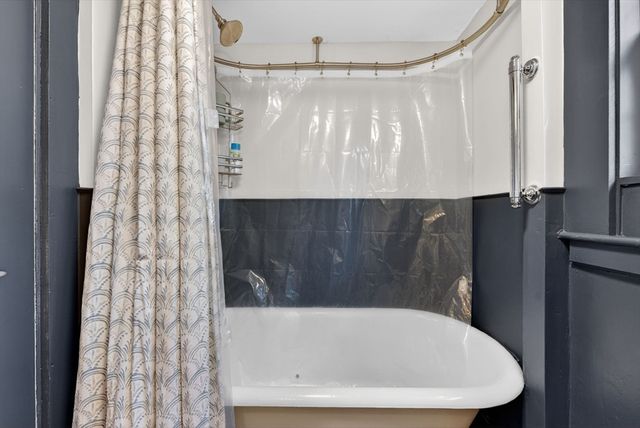269 Green St, Stoneham, MA 02180