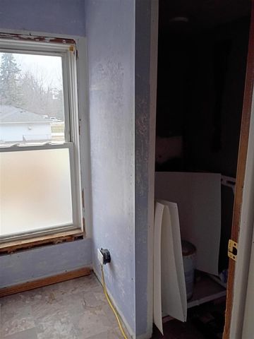 20411 Angling Street, Livonia, MI 48152