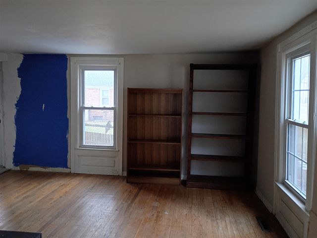 20411 Angling Street, Livonia, MI 48152