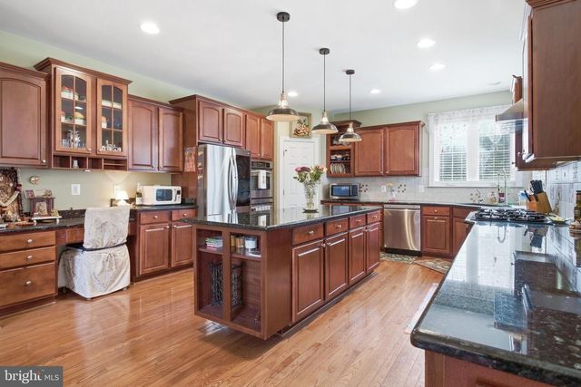 22471 PINE RIDGE CT, Ashburn, VA 20148