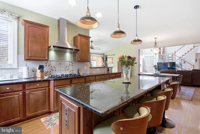 22471 PINE RIDGE CT, Ashburn, VA 20148