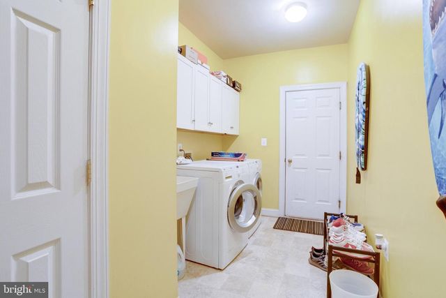 22471 PINE RIDGE CT, Ashburn, VA 20148