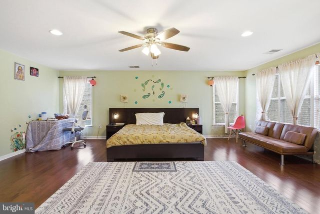 22471 PINE RIDGE CT, Ashburn, VA 20148