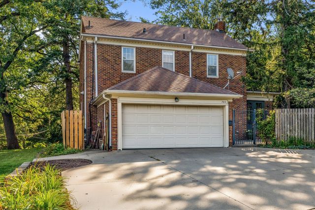 744 52nd Street, Des Moines, IA 50312