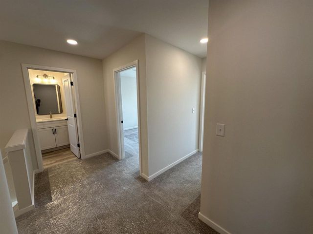 3160 S Bartells Drive, Beloit, WI 53511