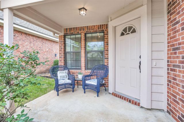 119 Golfview Drive, Conroe, TX 77356