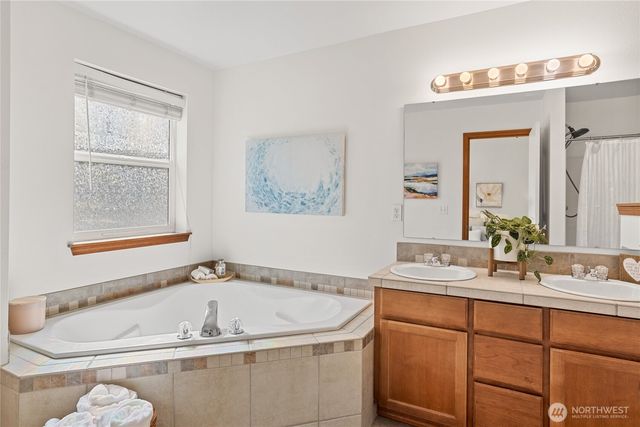 21505 104th Street Ct E, Bonney Lake, WA 98391