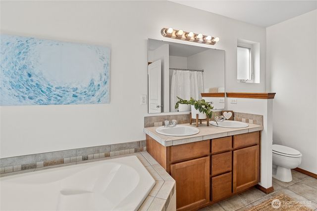 21505 104th Street Ct E, Bonney Lake, WA 98391