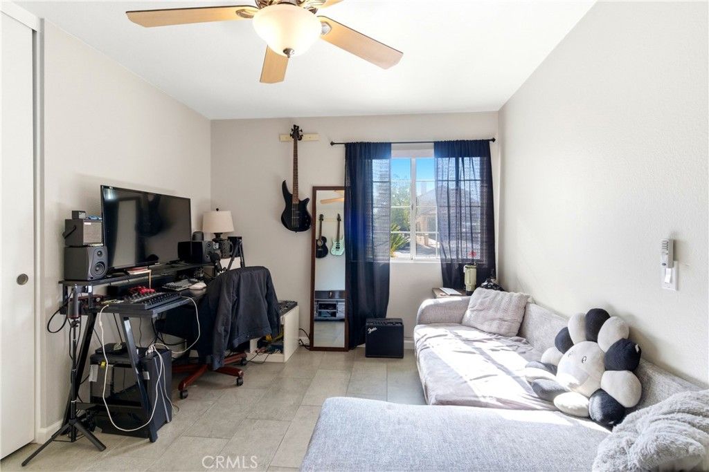 Image 20 of property listing at 12064 Flintlock trail, Moreno Valley, CA 92557