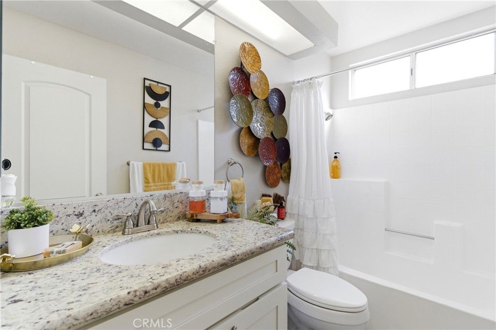 Image 33 of property listing at 12064 Flintlock trail, Moreno Valley, CA 92557