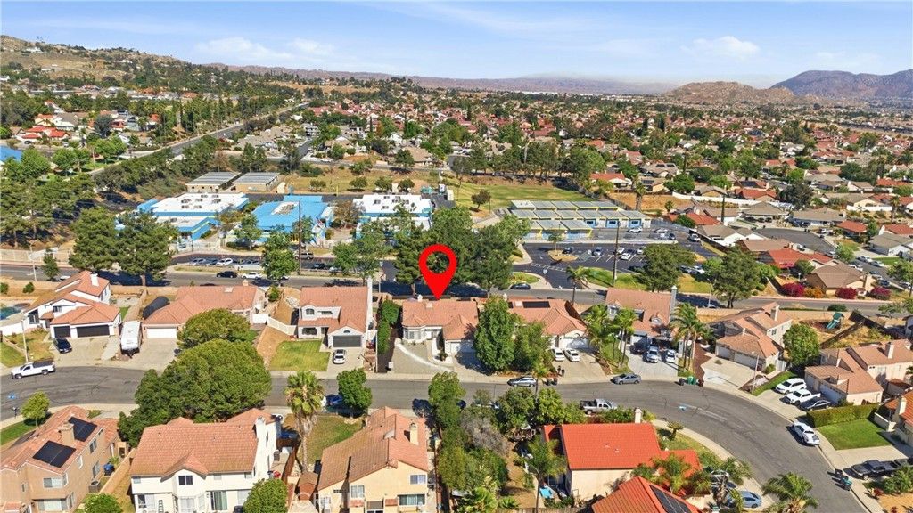 Image 44 of property listing at 12064 Flintlock trail, Moreno Valley, CA 92557