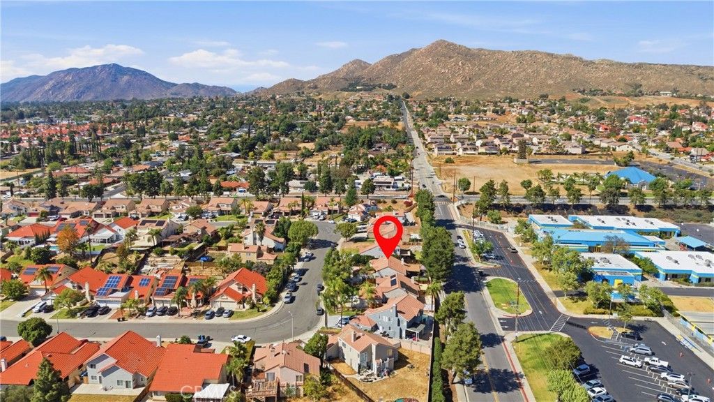Image 46 of property listing at 12064 Flintlock trail, Moreno Valley, CA 92557