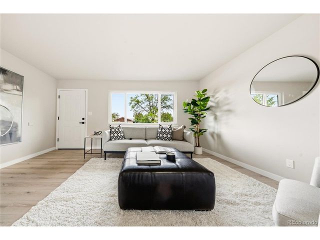 715 Miller Ct, Lakewood, CO 80215
