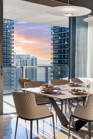 88 SW 7th Street 3801, Miami, FL 33130