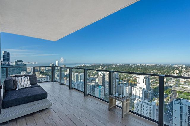 88 SW 7th Street 3801, Miami, FL 33130